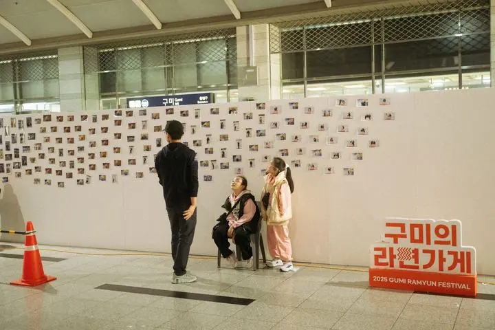 디오라마 전시 — 지난 축제 현장